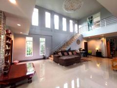 Beautiful Modern Contemporary Pool Villa with Lake View, Jacuzzi and doggy house thumbnail 8