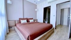 Modern Luxury fully furnished 2 BDR 2 Bathrooms Moutain & City view next to Maya Mall near Nimman Road thumbnail 3
