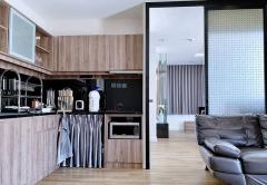 Modern Luxury fully furnished 2 BDR 2 Bathrooms Moutain & City view next to Maya Mall near Nimman Road thumbnail 10