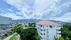 Modern Luxury fully furnished 2 BDR 2 Bathrooms Moutain & City view next to Maya Mall near Nimman Road thumbnail 18