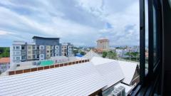 Modern Luxury fully furnished 2 BDR 2 Bathrooms Moutain & City view next to Maya Mall near Nimman Road thumbnail 19