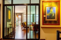 Spacious 3-storey Fully Furnished Townhouse Jed Yod 5 minutes to Maya Mall thumbnail 10