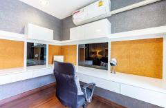 Spacious 3-storey Fully Furnished Townhouse Jed Yod 5 minutes to Maya Mall thumbnail 16