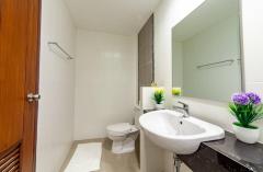Spacious 3-storey Fully Furnished Townhouse Jed Yod 5 minutes to Maya Mall thumbnail 20