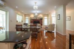 Exceptional Bungalow With Charming Garden thumbnail 7