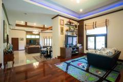 Sanpakwan 4 Bedroom Bungalow thumbnail 11