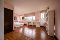 Mae Rim Luxury Villa For Sale thumbnail 3