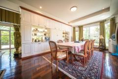 Lana Pinery, Large Family Home thumbnail 6