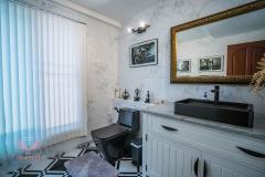 Beautiful 4 Bedroom Luxury Family Home thumbnail 5