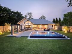 Modern Lanna Contemporary Pool House a Traquile Oasis by the Lake Front thumbnail 2