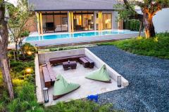 Brand New Beautiful Luxury Modern Lake Front Pool Villa in City 10 minutes to Nimman thumbnail 2