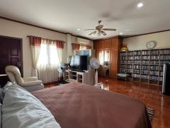 Exceptional Family Home surrounded with rice field in San Sai 30 minutes to the City thumbnail 26